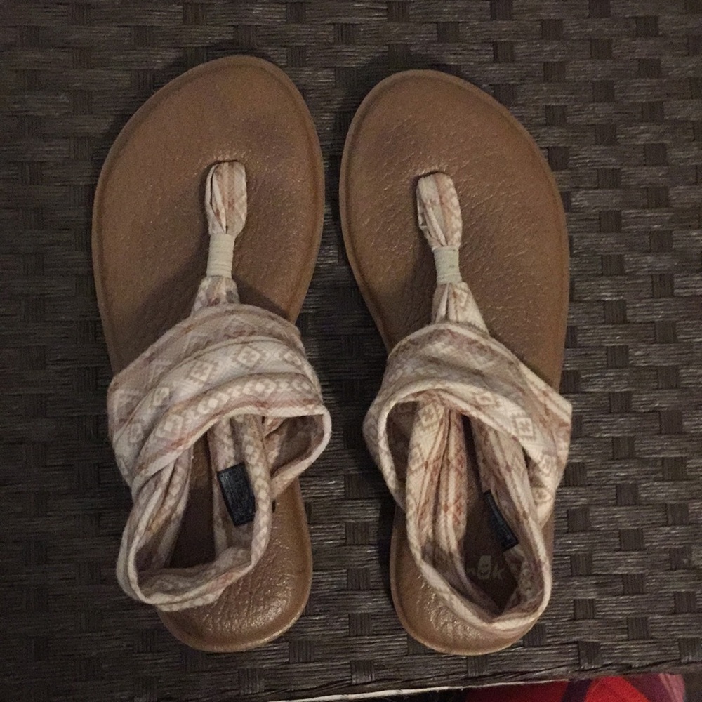 Sanuk sandals